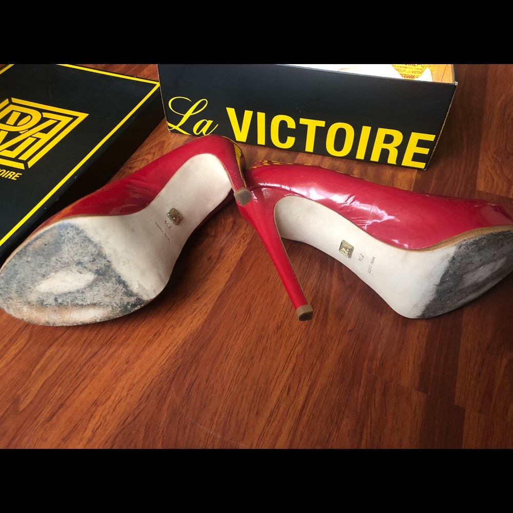 Red Heels - Picture 3 of 3
